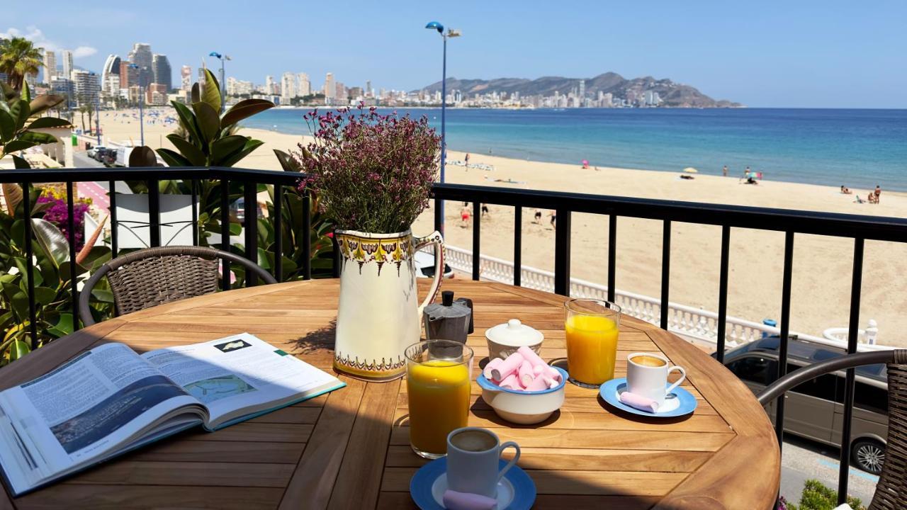 Parralue Beach Front Home Benidorm Luaran gambar